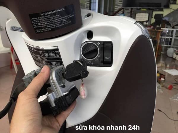 sửa khóa xe máy tại nhà quận 10