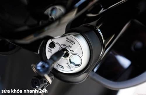 sửa khóa xe revo tại tphcm