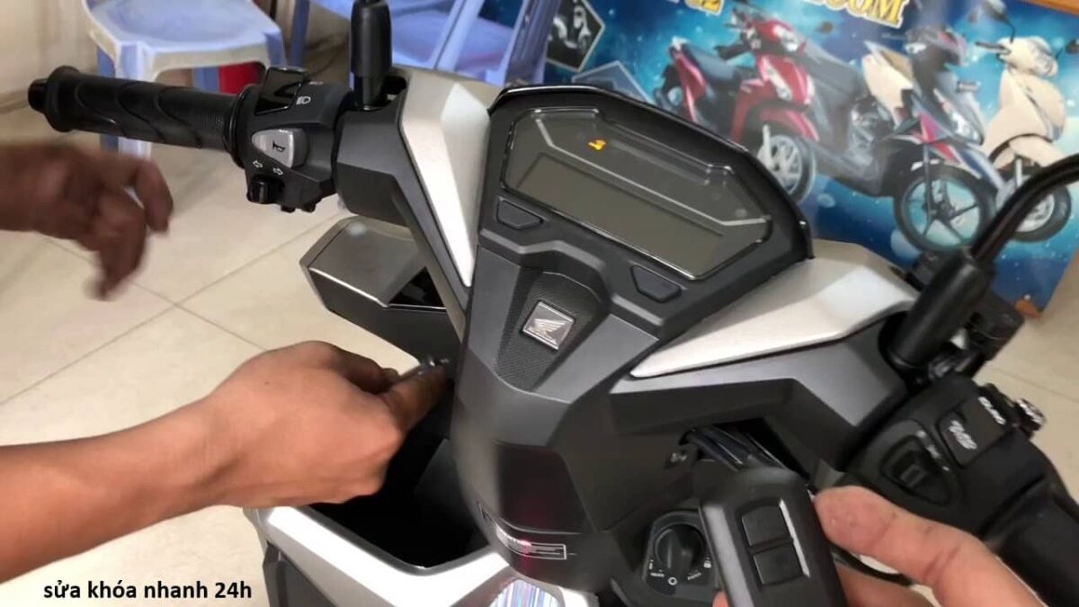 sửa khóa xe vario tphcm chuyên nghiệp
