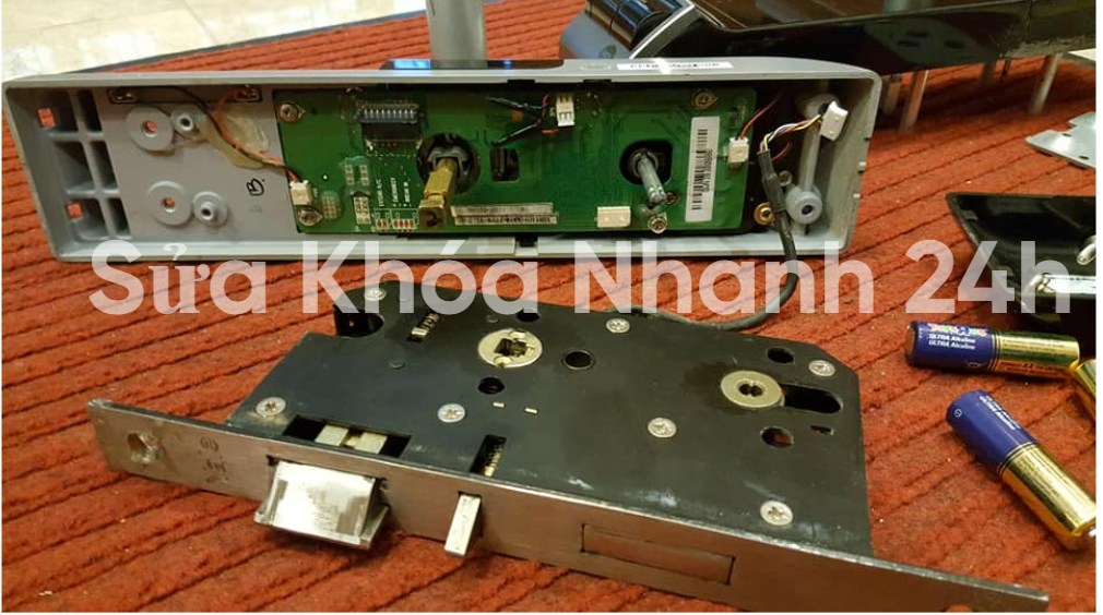 Sửa khóa điện tử giá rẻ tại nhà tphcm