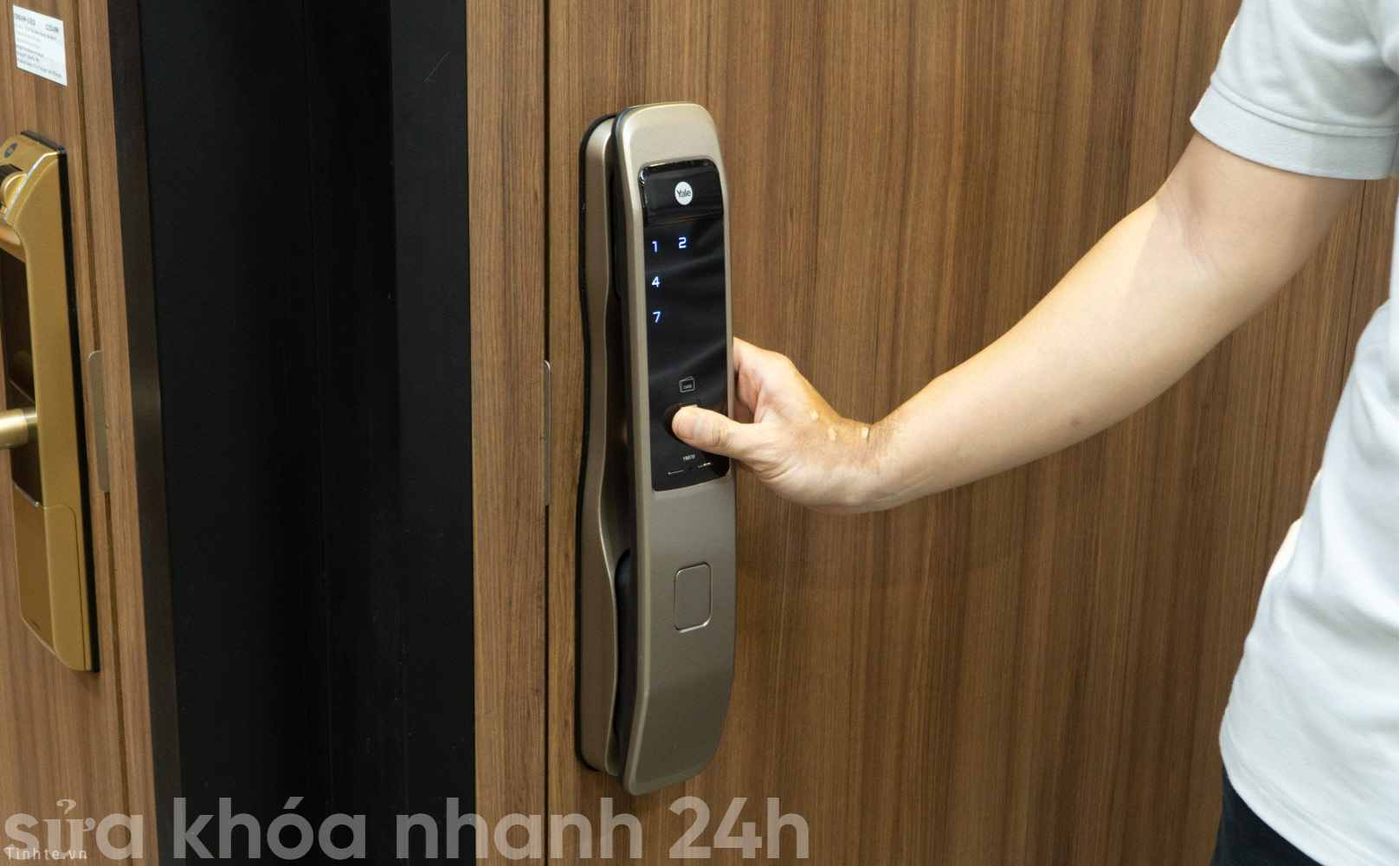 sửa khóa điện tử Huyện Bình Chánh