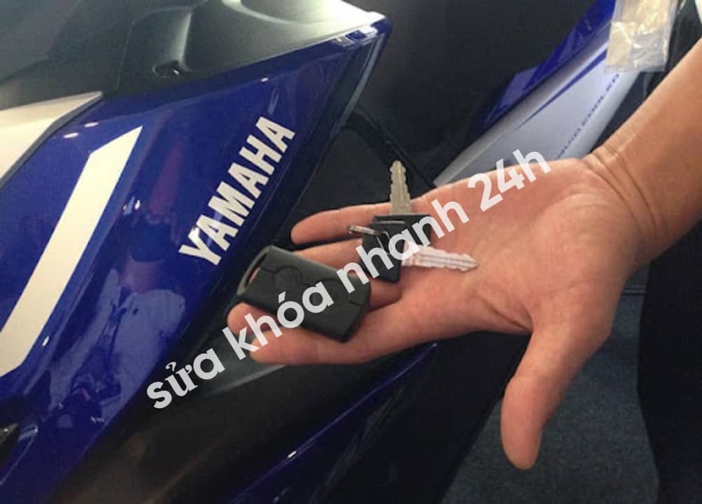 sửa khóa xe MT-15 TPHCm Chuyên Nghiệp Tại Nhà