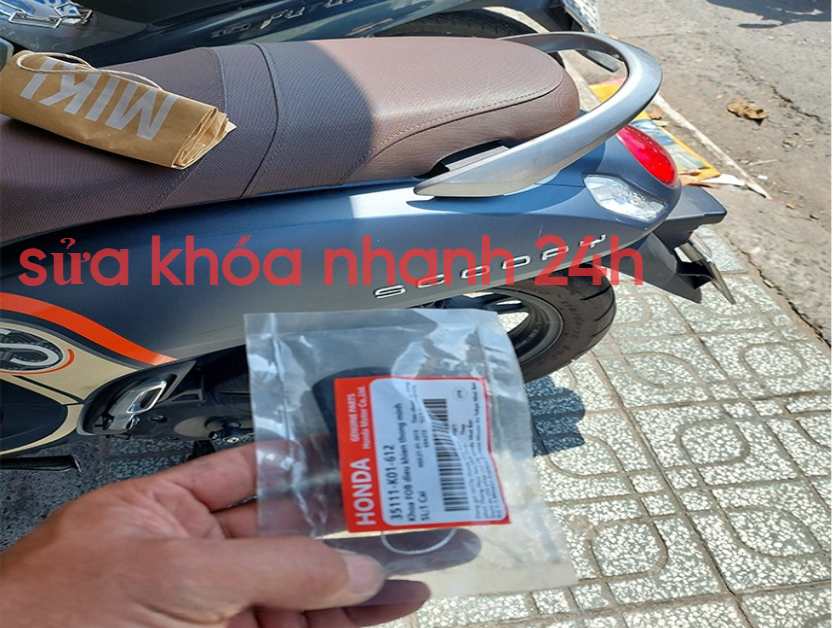 sửa khóa xe scoopy tphcm tại nhà