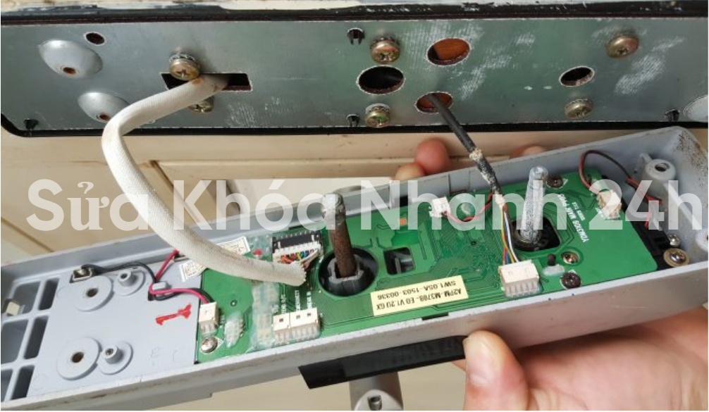 khóa vân tay không nhận vân tay